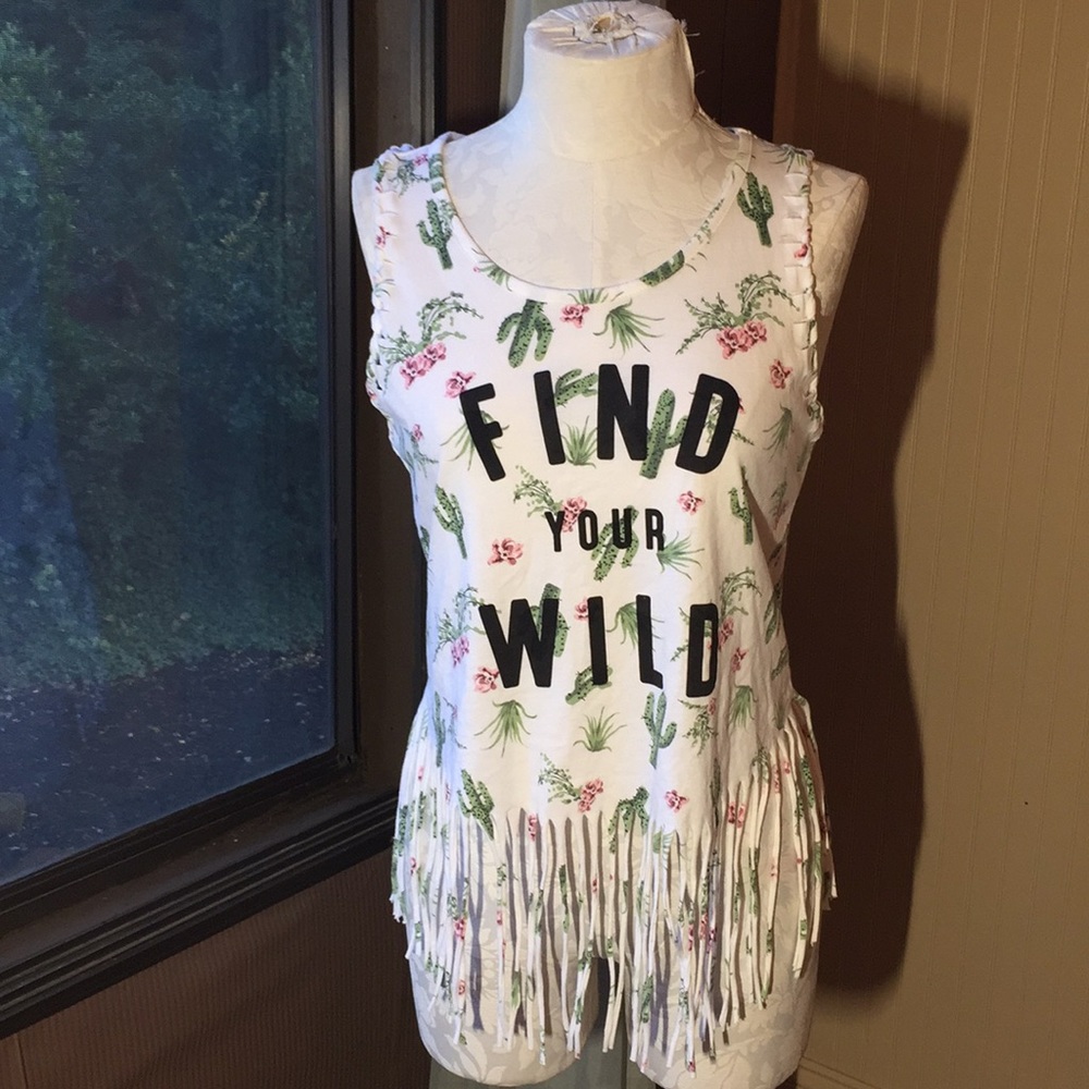 Wonder up Tank‎ top cactus design with fringe bottom size medium
